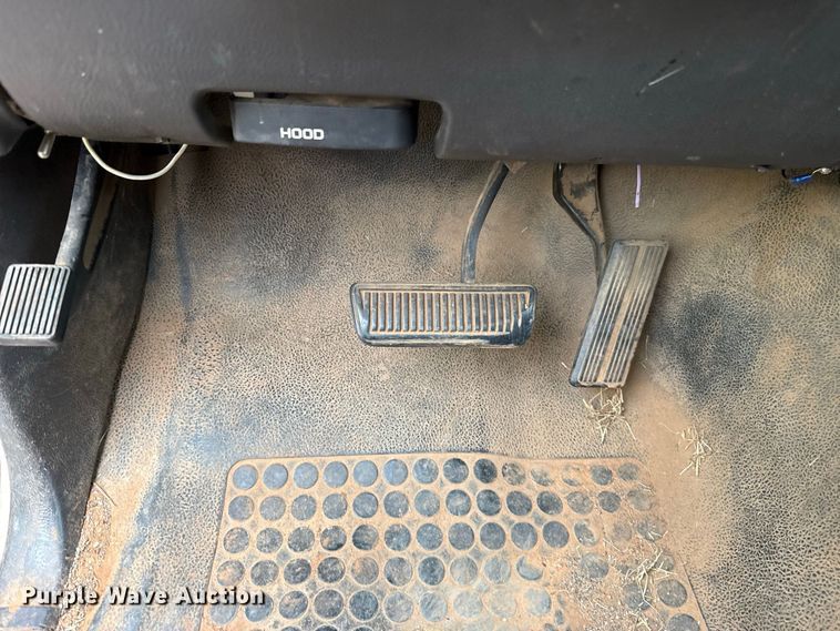 image for item FC4386 1999 Dodge Ram 2500 pickup truck