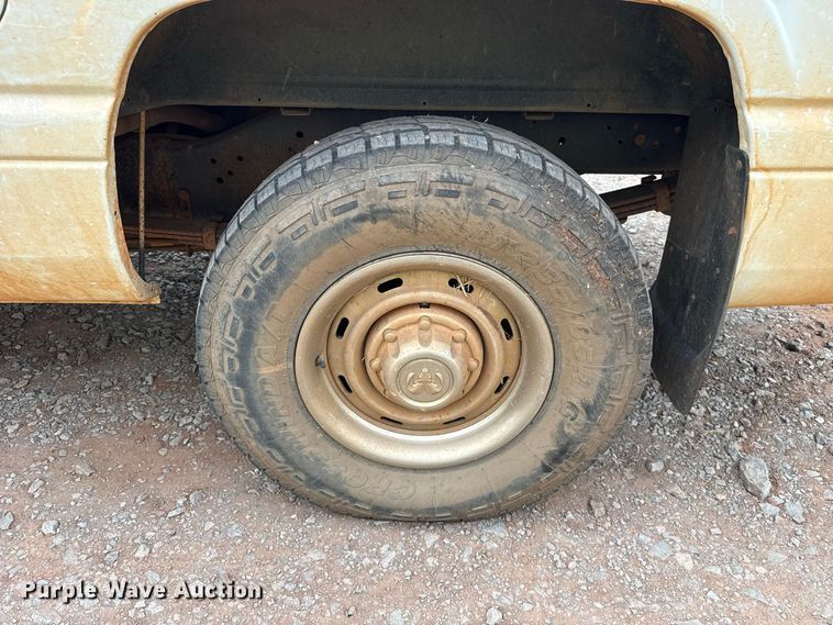 image for item FC4386 1999 Dodge Ram 2500 pickup truck