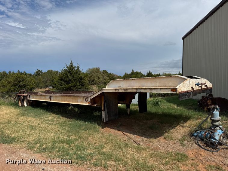 1997 Atoka drop deck equipment trailer