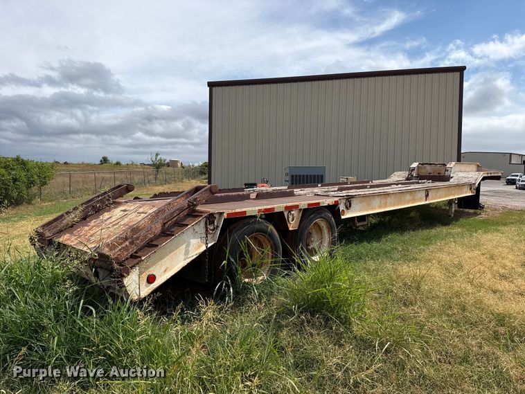 image for item FC4390 1997 Atoka drop deck equipment trailer