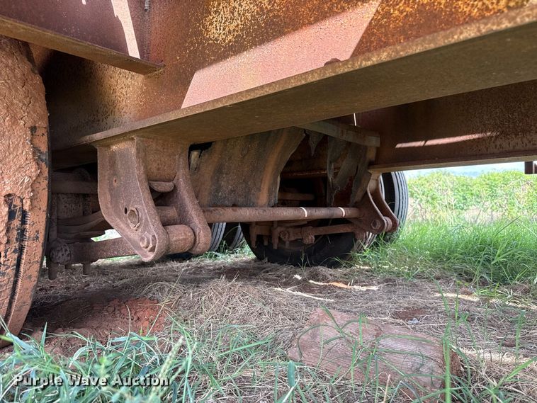 image for item FC4390 1997 Atoka drop deck equipment trailer