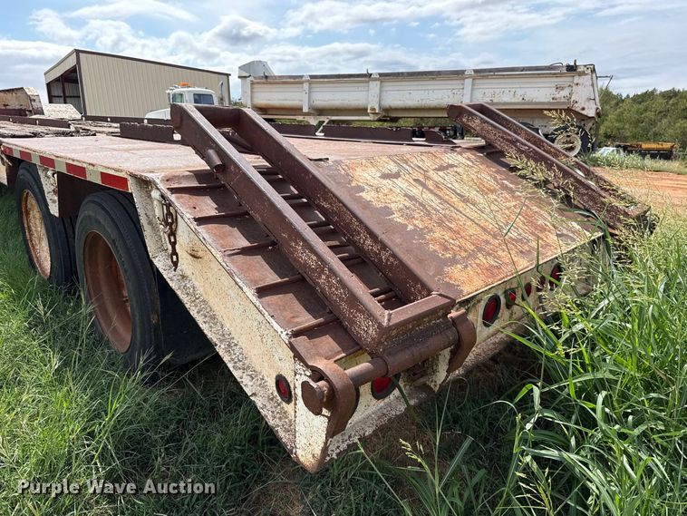 image for item FC4390 1997 Atoka drop deck equipment trailer