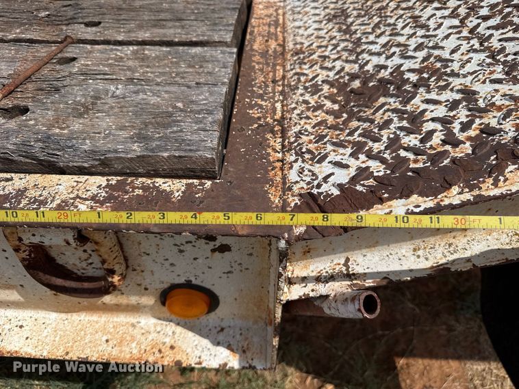 image for item FC4390 1997 Atoka drop deck equipment trailer