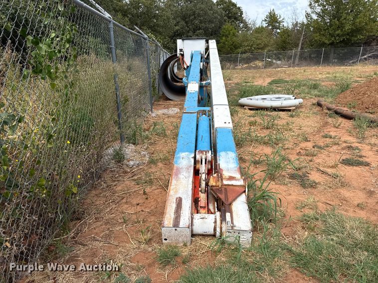 image for item FC4391 1993 Terex SK451-PBRI bucket and boom