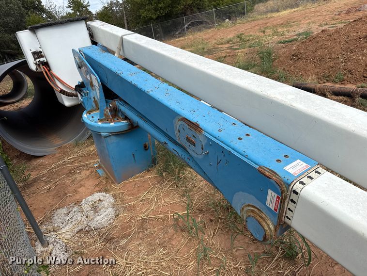 image for item FC4391 1993 Terex SK451-PBRI bucket and boom