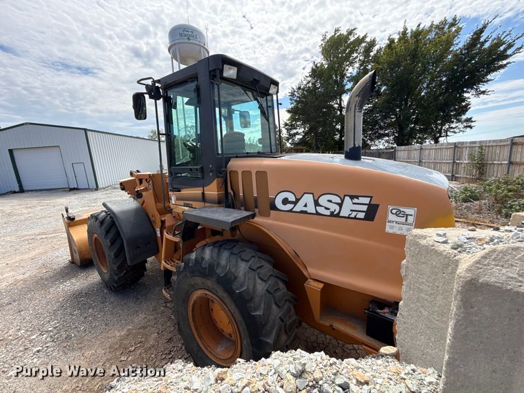image for item FC4392 2006 Case 621D wheel loader