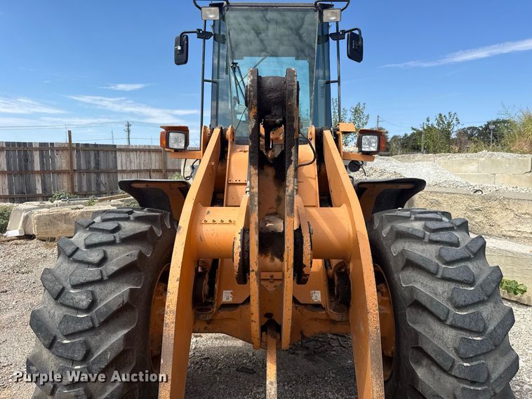 image for item FC4392 2006 Case 621D wheel loader