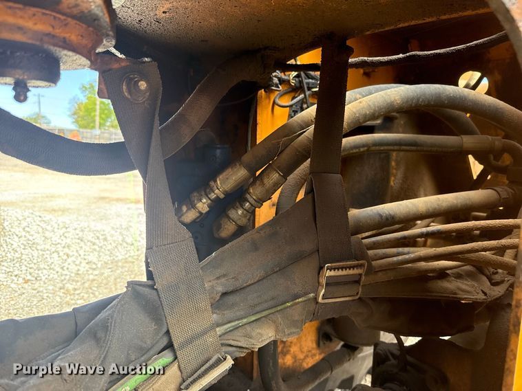 image for item FC4392 2006 Case 621D wheel loader