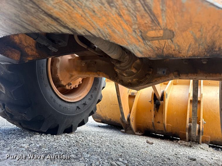 image for item FC4392 2006 Case 621D wheel loader