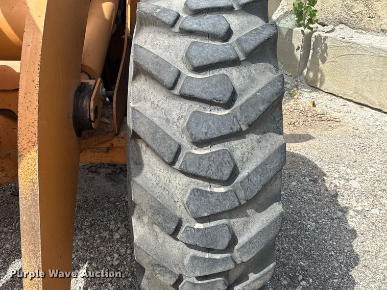 image for item FC4392 2006 Case 621D wheel loader