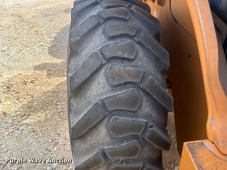 image for item FC4392 2006 Case 621D wheel loader