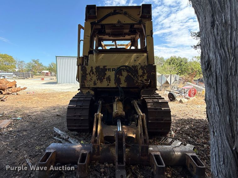 image for item FC4393 1980 Caterpillar D6D dozer