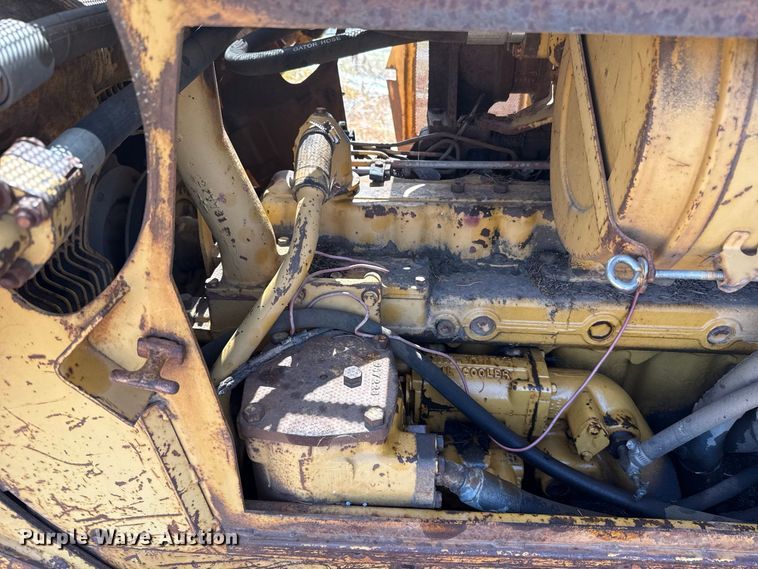 image for item FC4393 1980 Caterpillar D6D dozer