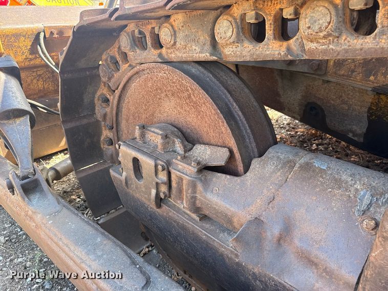 image for item FC4393 1980 Caterpillar D6D dozer