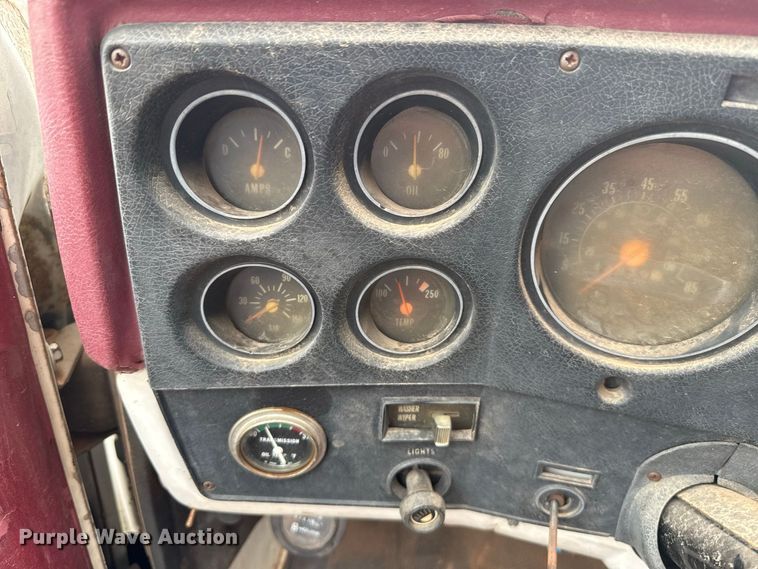 image for item FC4470 1980 Chevrolet C70 truck cab and chassis