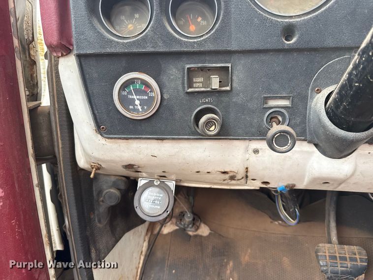 image for item FC4470 1980 Chevrolet C70 truck cab and chassis