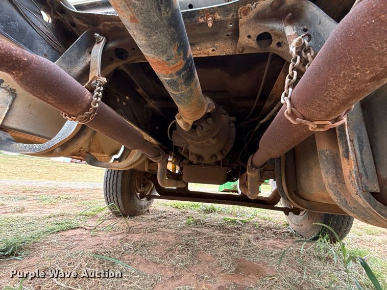 image for item FC4470 1980 Chevrolet C70 truck cab and chassis