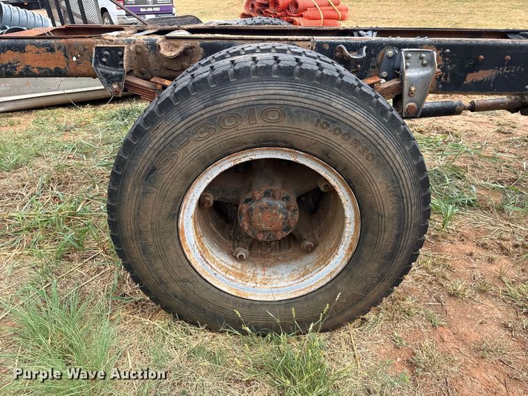 image for item FC4470 1980 Chevrolet C70 truck cab and chassis