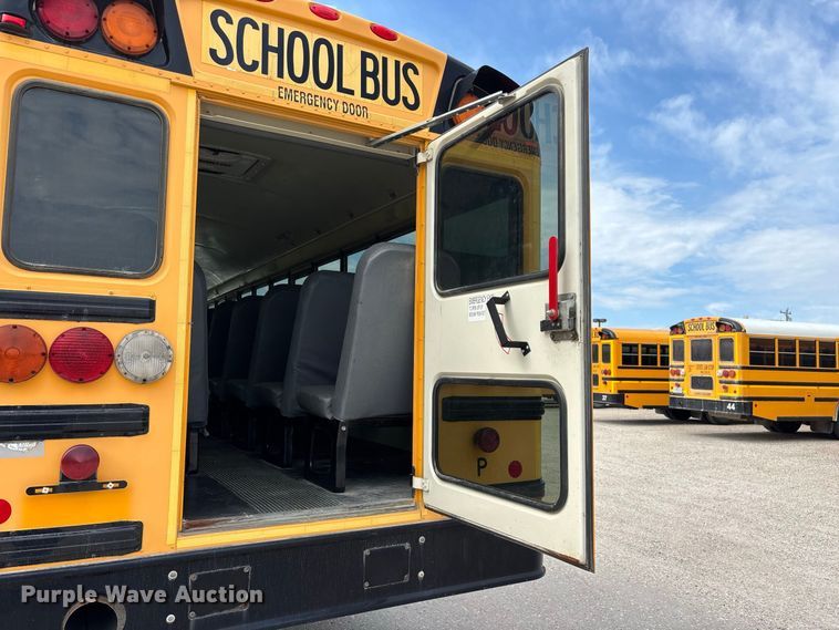 image for item FG0737 2014 IC CE school bus