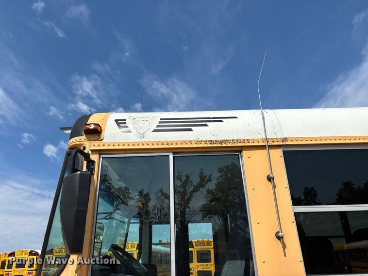 image for item FG0738 2010 IC CE school bus