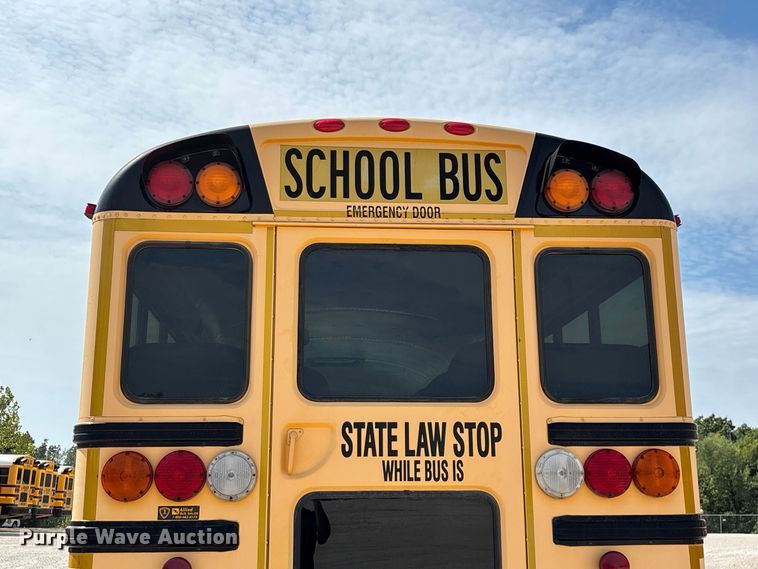 image for item FG0738 2010 IC CE school bus