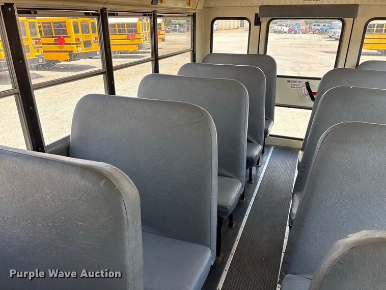 image for item FG0738 2010 IC CE school bus