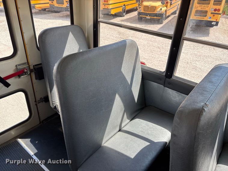image for item FG0738 2010 IC CE school bus