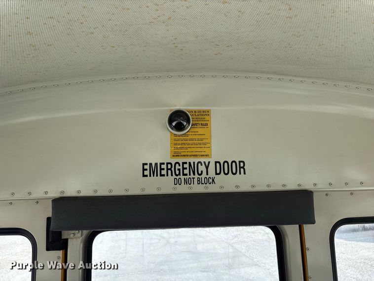 image for item FG0738 2010 IC CE school bus