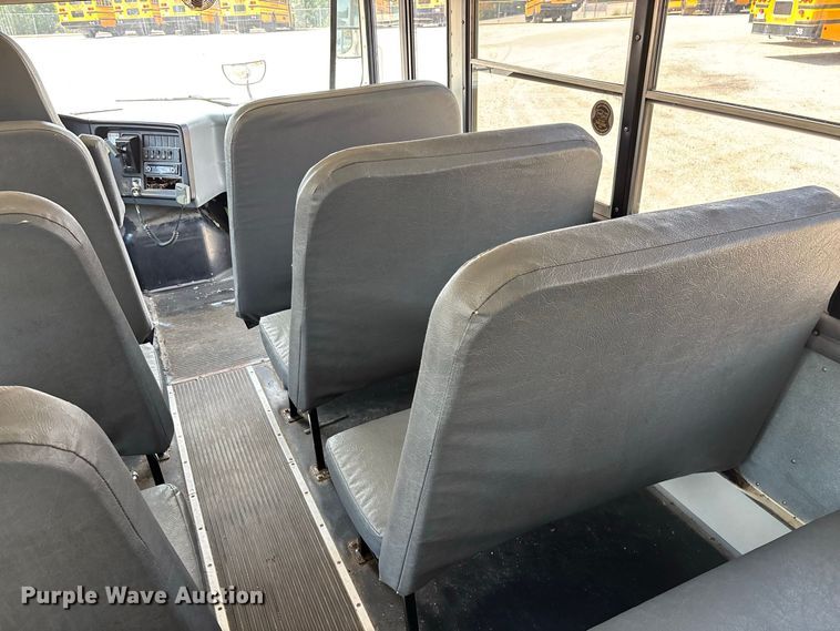 image for item FG0738 2010 IC CE school bus