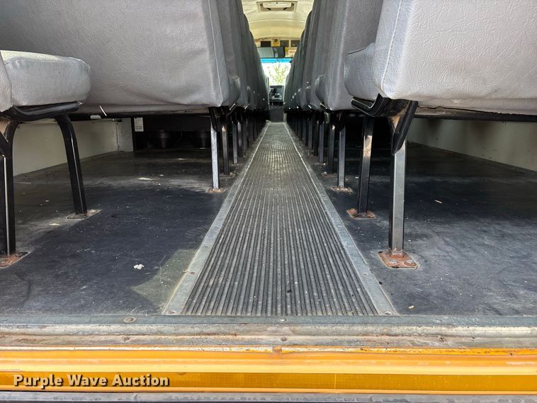 image for item FG0738 2010 IC CE school bus