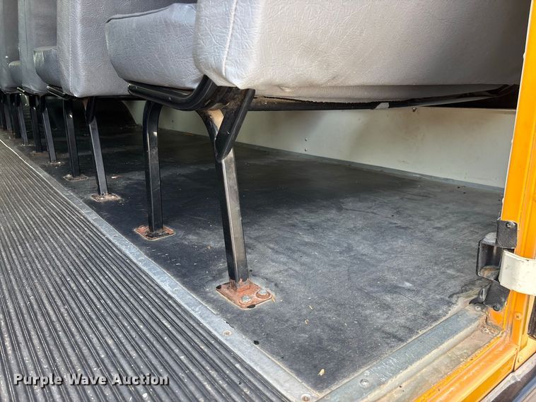 image for item FG0738 2010 IC CE school bus