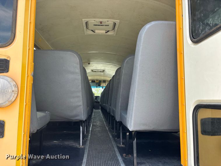 image for item FG0738 2010 IC CE school bus