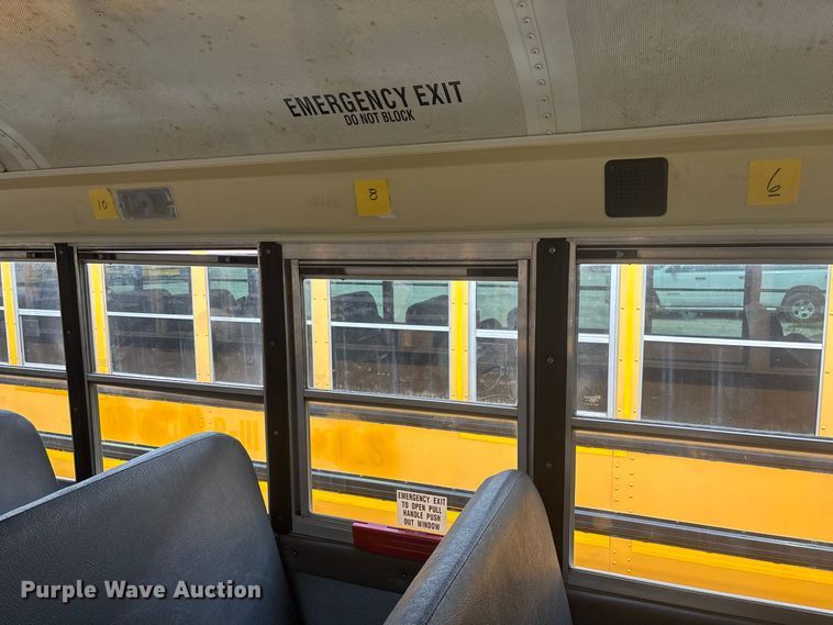 image for item FG0738 2010 IC CE school bus