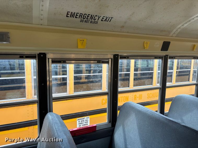 image for item FG0738 2010 IC CE school bus