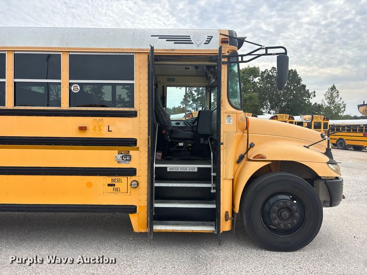 image for item FG0740 2010 IC CE school bus
