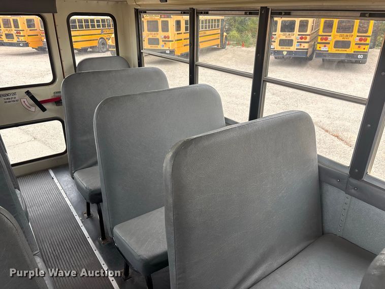 image for item FG0740 2010 IC CE school bus
