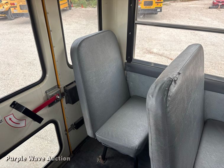 image for item FG0740 2010 IC CE school bus