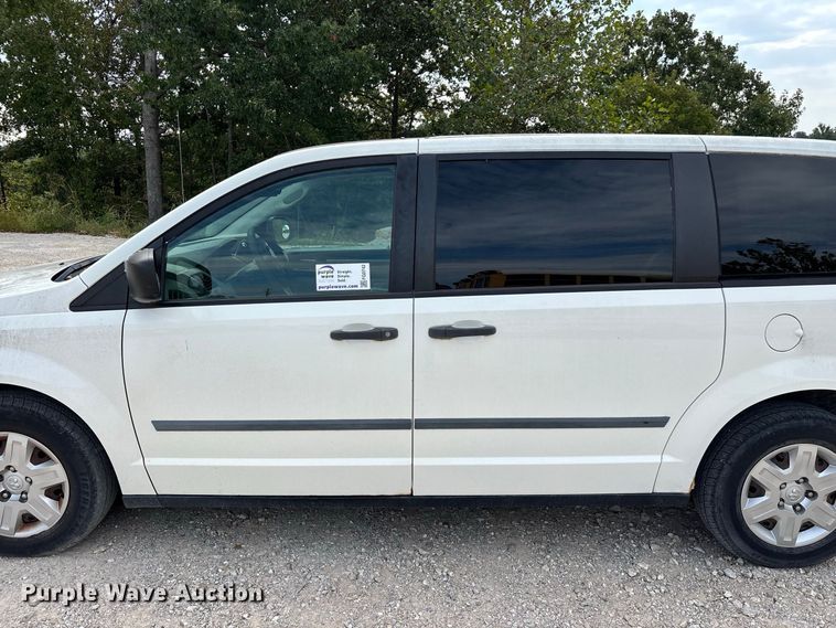 image for item FG0742 2009 Dodge Grand Caravan van