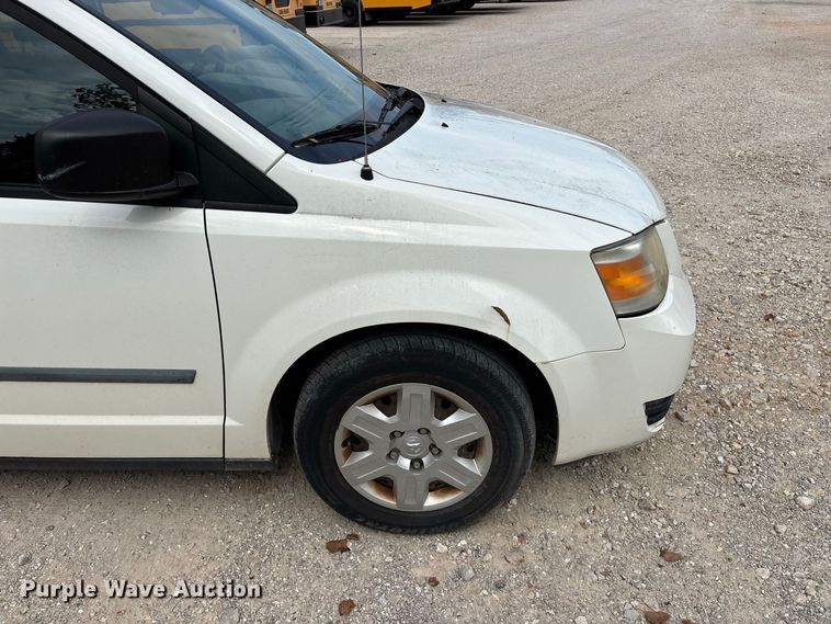 image for item FG0742 2009 Dodge Grand Caravan van