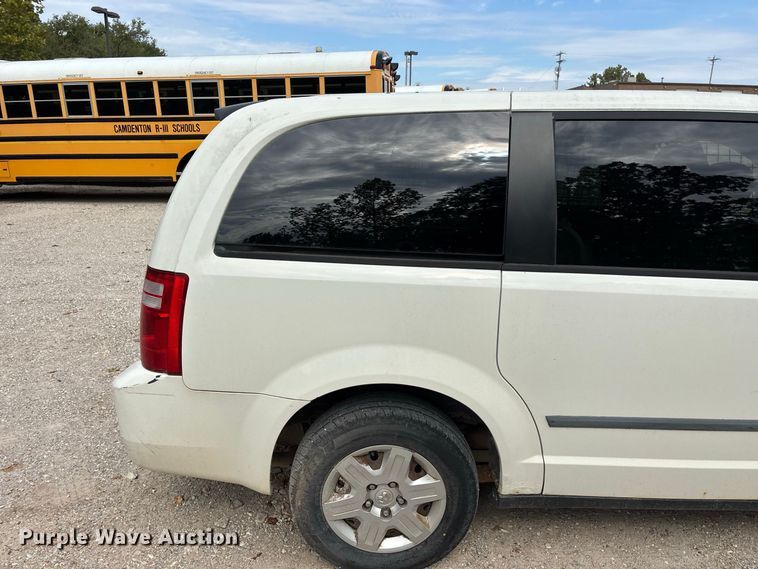 image for item FG0742 2009 Dodge Grand Caravan van