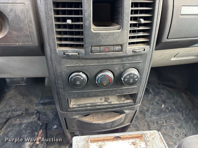 image for item FG0742 2009 Dodge Grand Caravan van