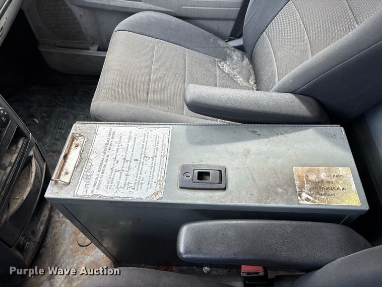 image for item FG0742 2009 Dodge Grand Caravan van