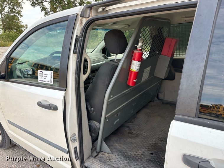 image for item FG0742 2009 Dodge Grand Caravan van