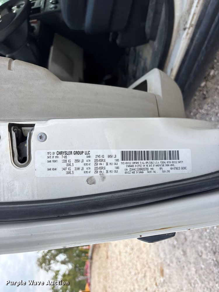 image for item FG0742 2009 Dodge Grand Caravan van