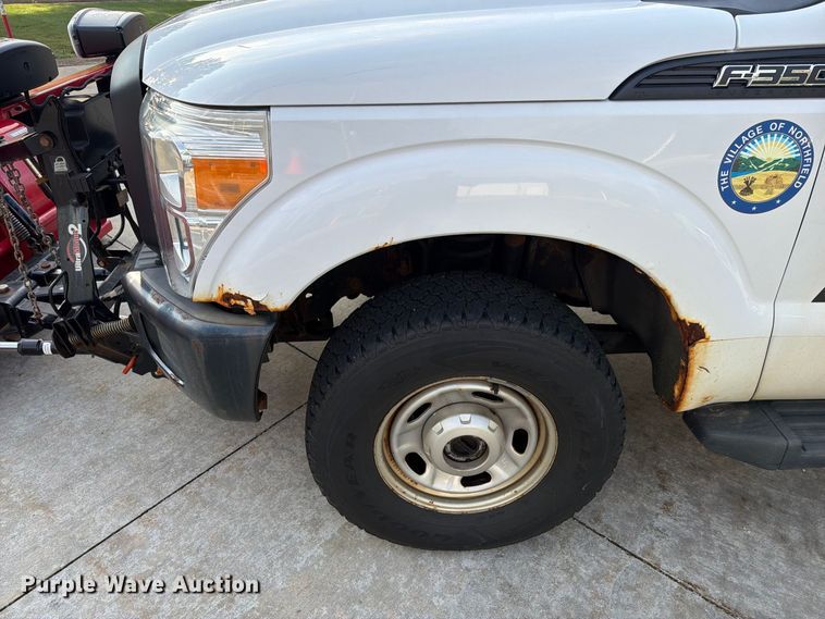 image for item FG3006 2014 Ford F350 Super Duty pickup truck