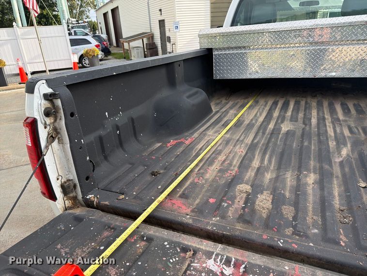 image for item FG3006 2014 Ford F350 Super Duty pickup truck
