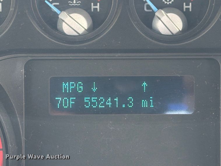 image for item FG3006 2014 Ford F350 Super Duty pickup truck