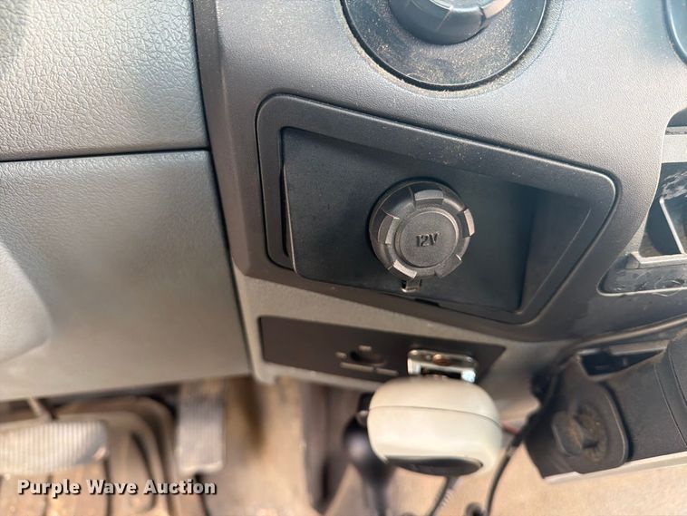 image for item FG3006 2014 Ford F350 Super Duty pickup truck
