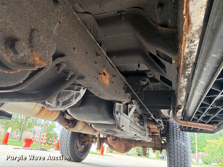 image for item FG3006 2014 Ford F350 Super Duty pickup truck
