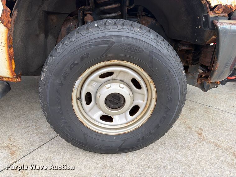 image for item FG3006 2014 Ford F350 Super Duty pickup truck